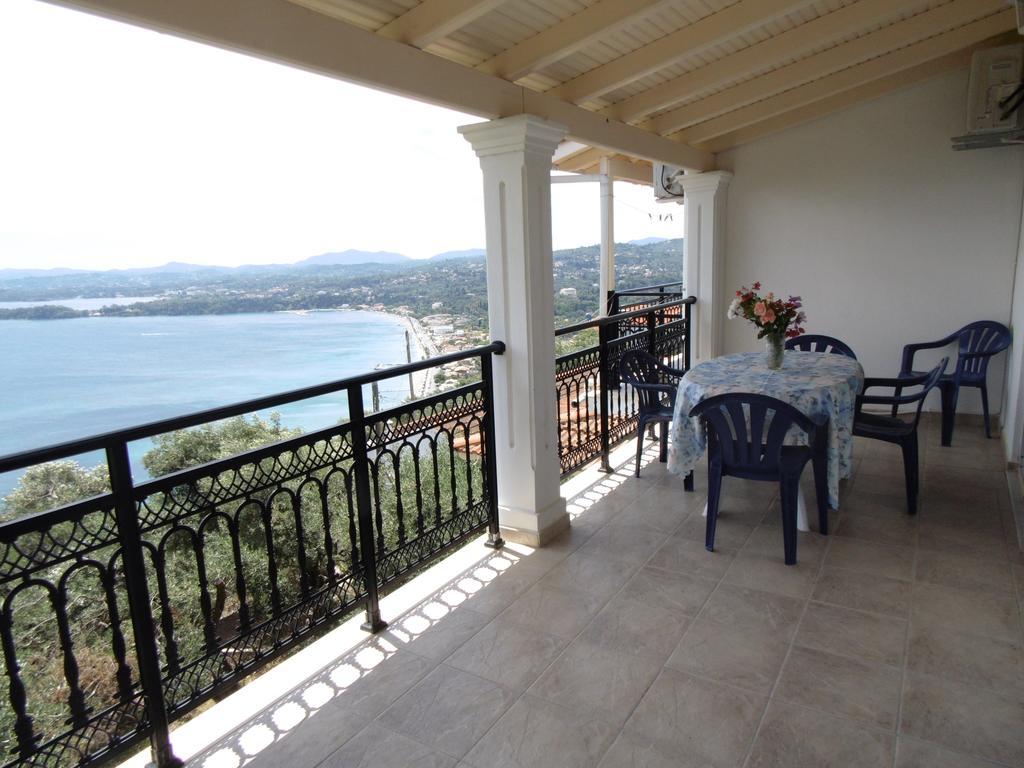 Villa Elli Panoramic View イプソス 部屋 写真